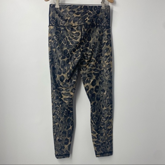 Playground leopard print high rise leggings M - Picture 2 of 7